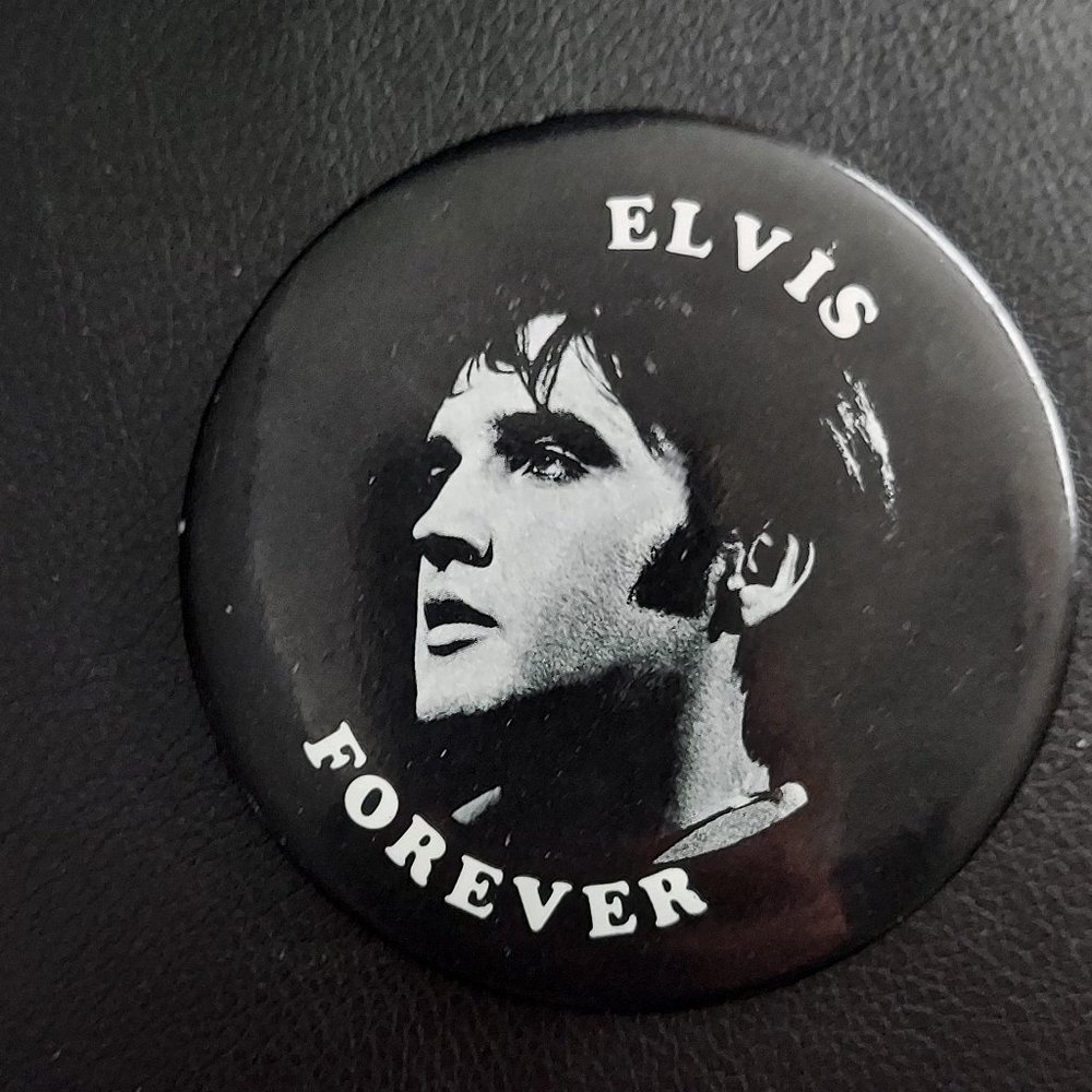 Pin Elvis Forever Vintage Button Pinback 3 " - Picture 5 of 7